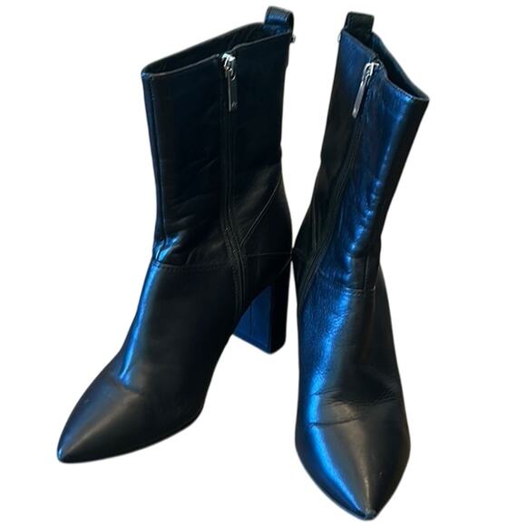 Aquatalia Black Leather Pointed Toe Block Heel Boots Size 10 - Picture 2 of 9